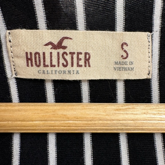 Hollister Racerback Tank - Picture 2 of 3